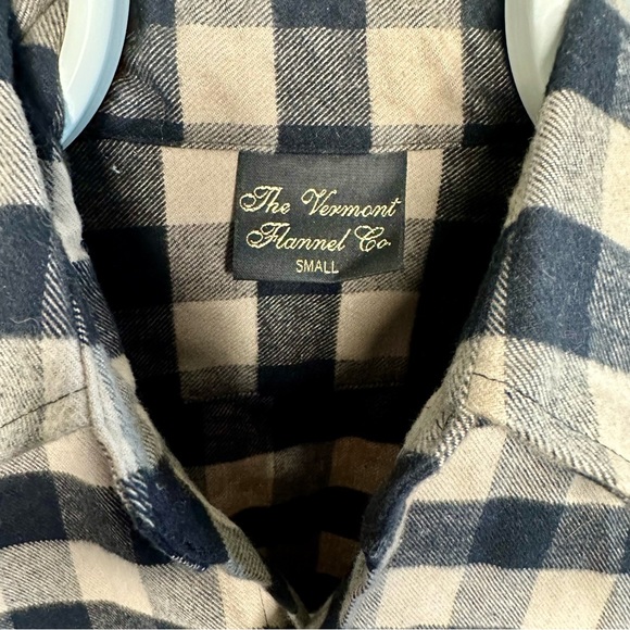 The Vermont Flannel Co Classic Buffalo Flannel Shirt - NWOT - Picture 3 of 4